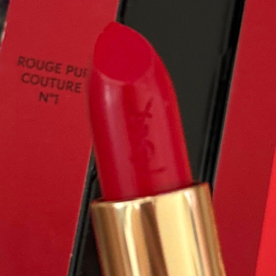 Rouge Pur Couture セイントローラン　N 52  口紅　リップ