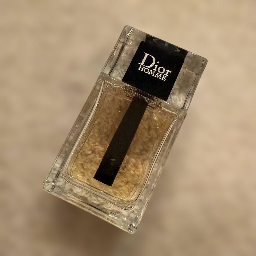 Dior Homme 男性用香水