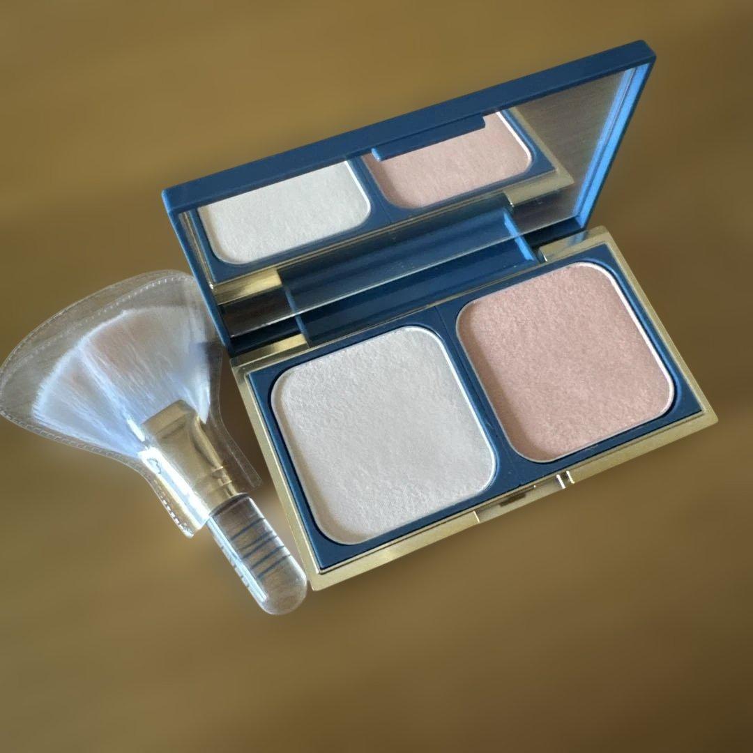 BYTF フェイスパウダー　SHINE & CONTROL POWDER